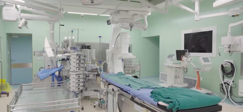 突破诊疗边界的“新物种”，飞利浦推出复合手术室解决方案！