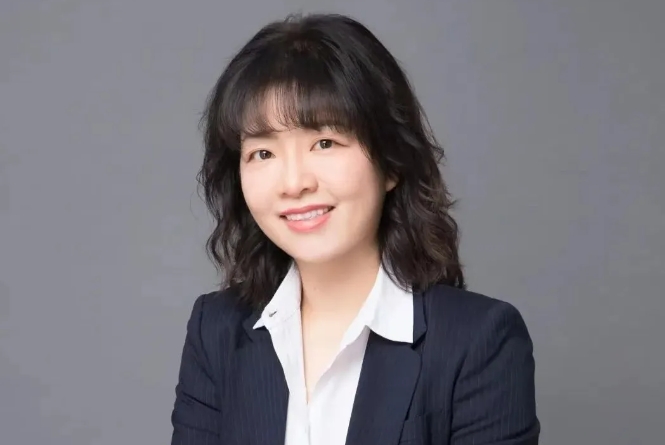 对话欧加隆医学事务部卫芳：将女性健康的“门”，开得更宽一些