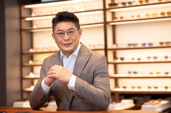 20251114_164619_886759.png 依视路4.png